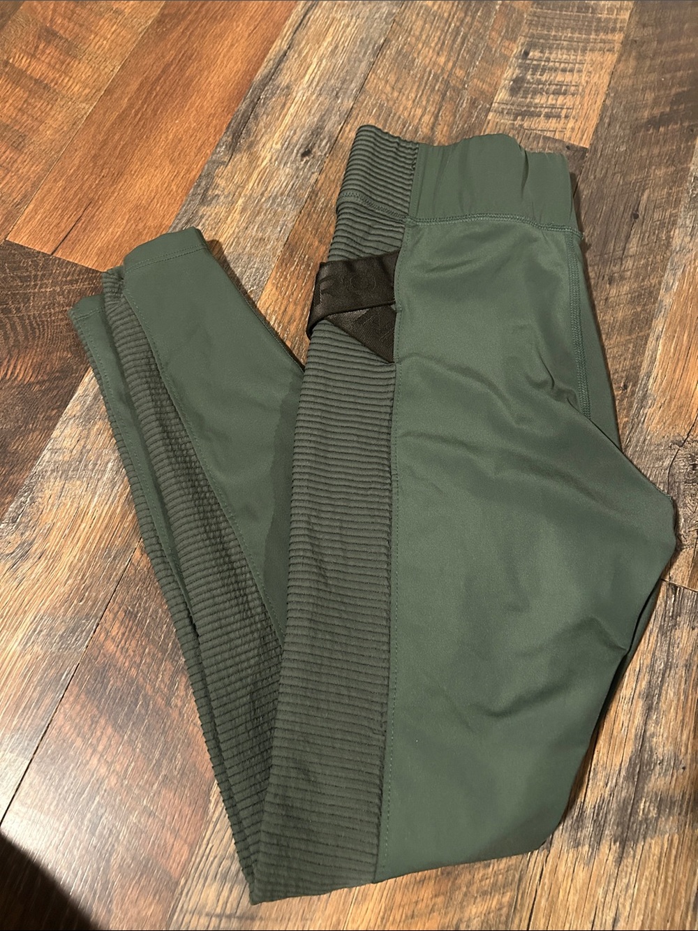 Nike Olive Green Rib-Panel Leggings